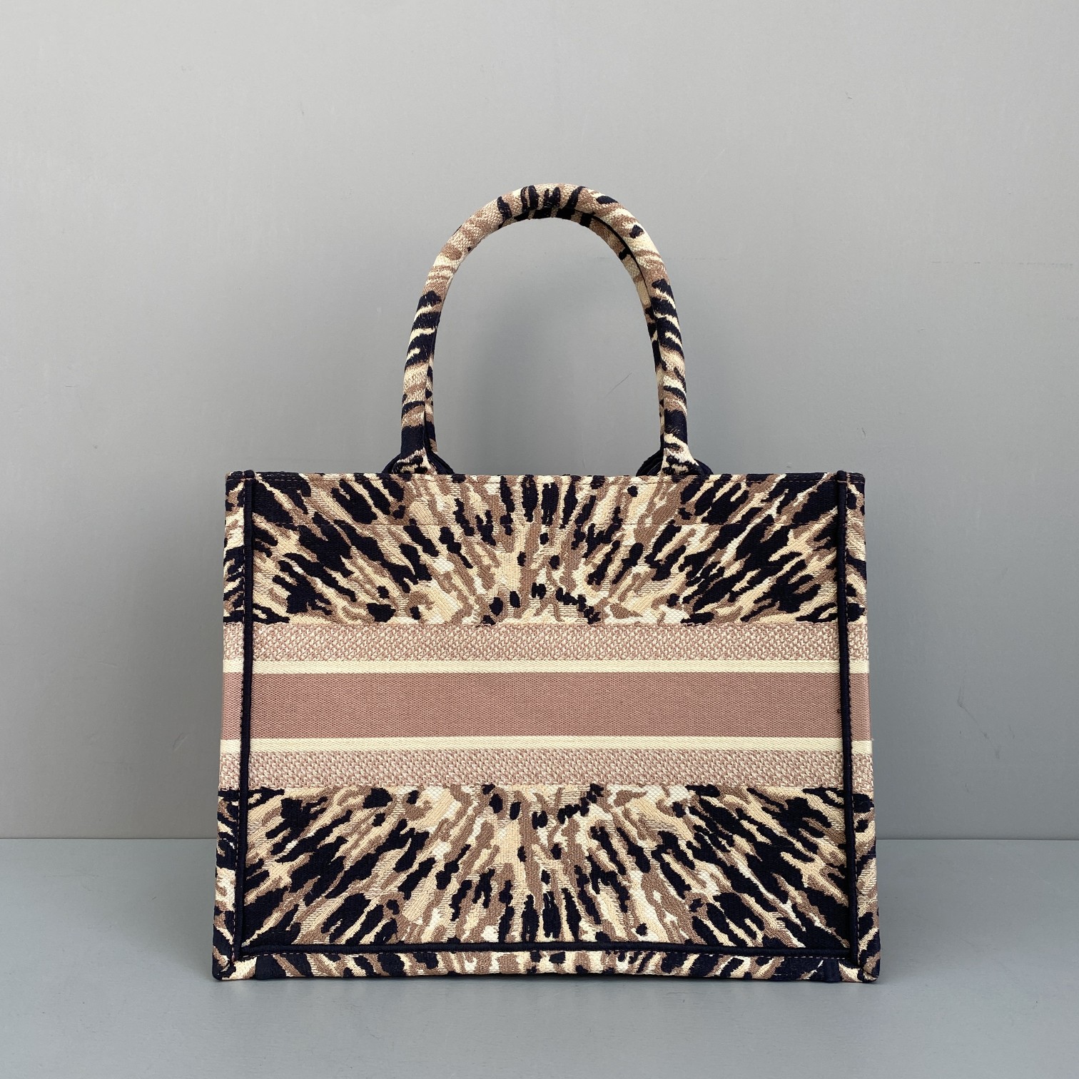 D*or small book tote-36.5cm