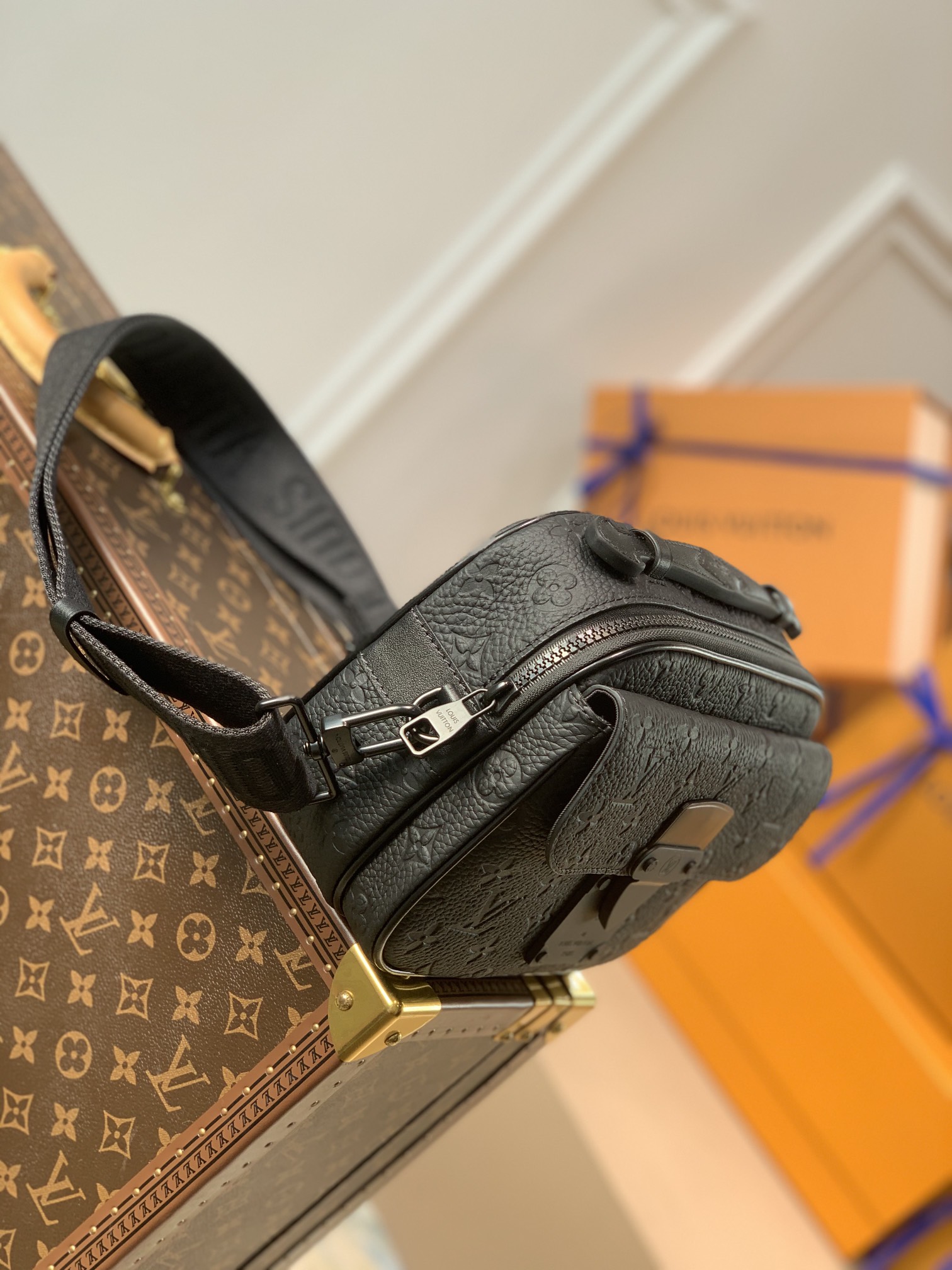 l0*is V*t0n s lock bag-m45806-22*18*8cm