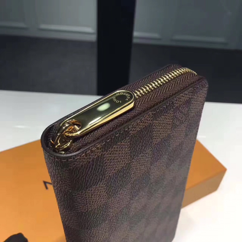 l0*is V*t0n zippy wallet-19*10*2cm