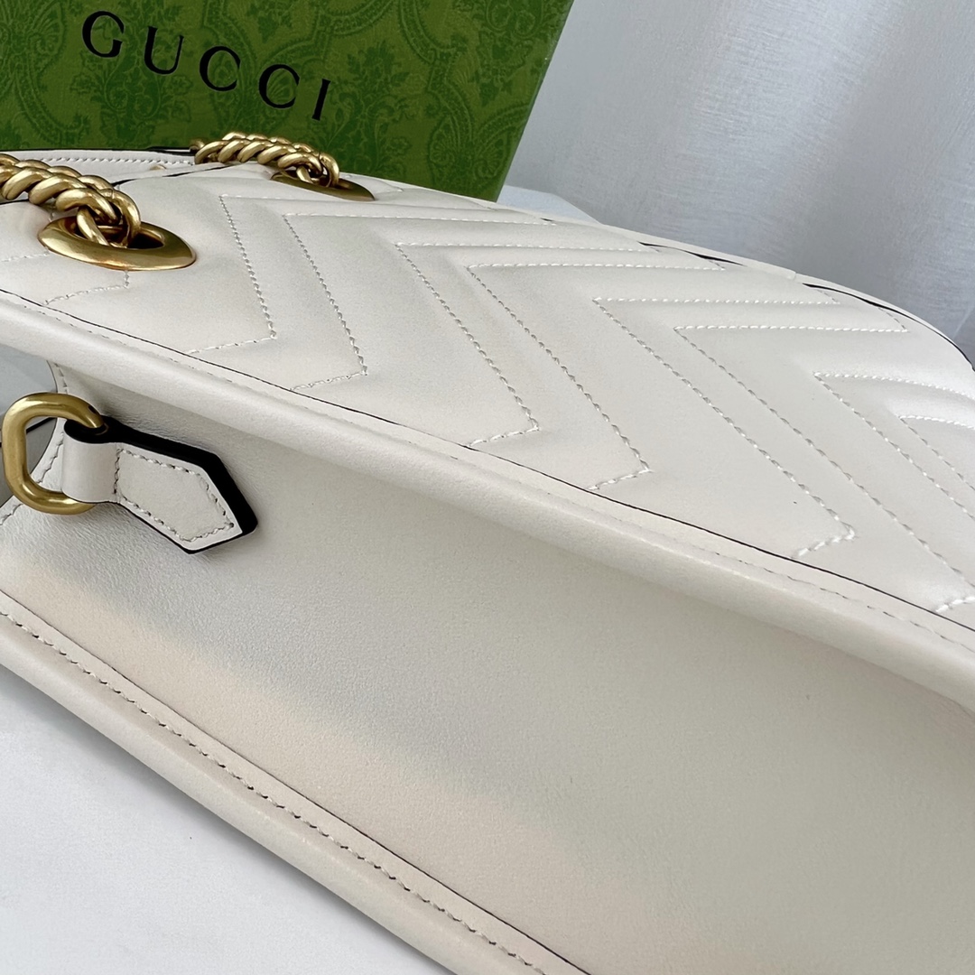 G*u*i marmont bag-16x19x7 cm