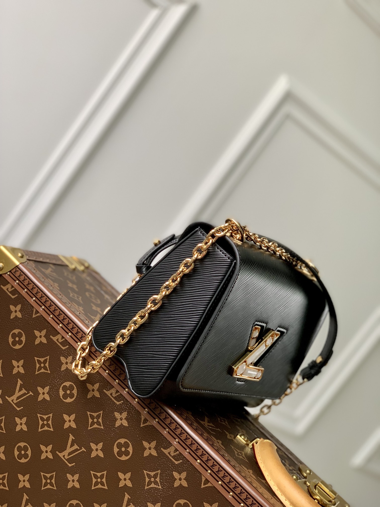 l0*is V*t0n twist mm-23*18*8cm