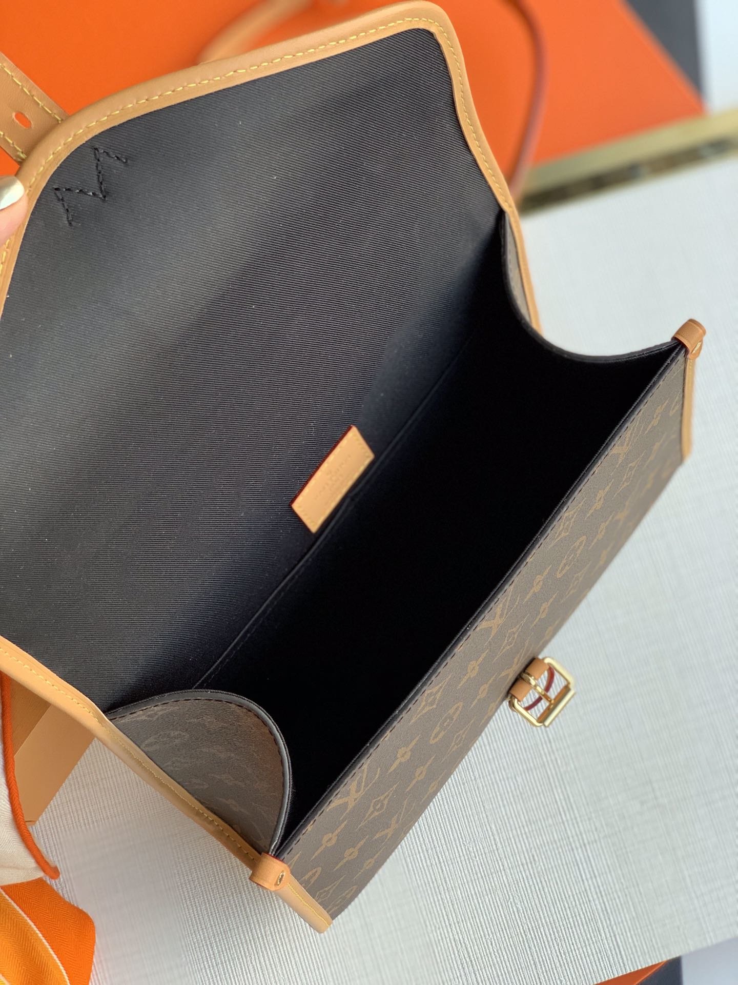 l0*is V*t0n handlebag m44919-29×24×10cm