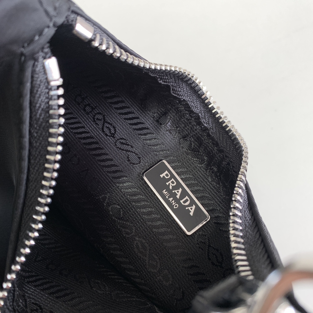 Pra*a 1bh204 nylon hobo bag-22*12*5cm