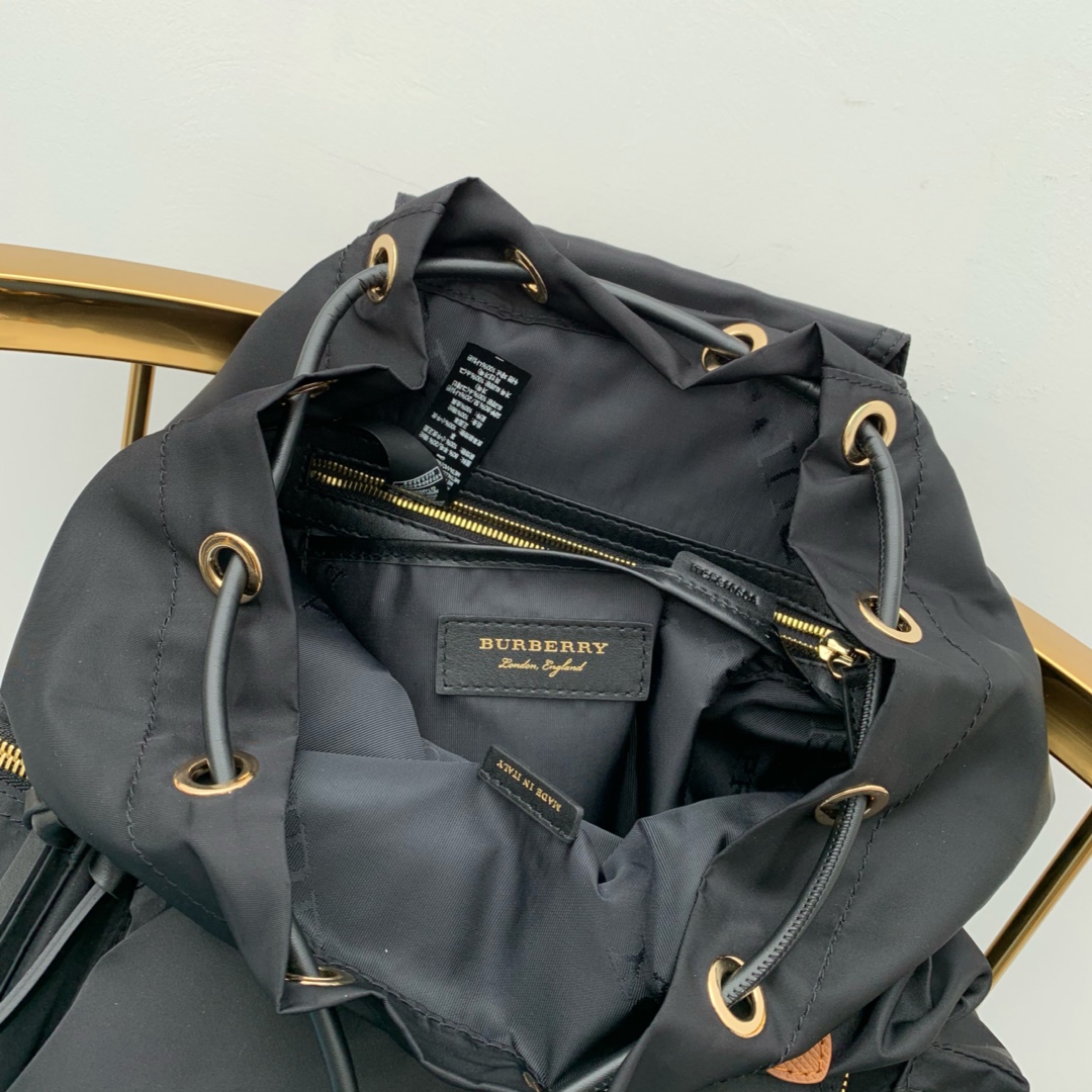 B**rry rucksack backpack-28x42cm