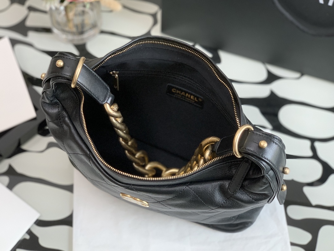 CHANLE Tote Bag