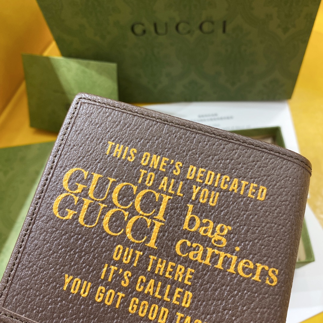G*u*i wallet-11*9cm