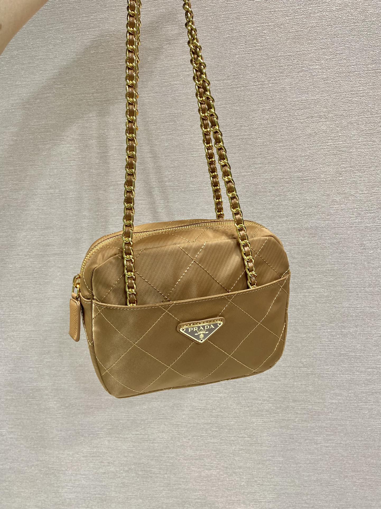 Pra*a 1bd632 vintage bag-19*14*6cm
