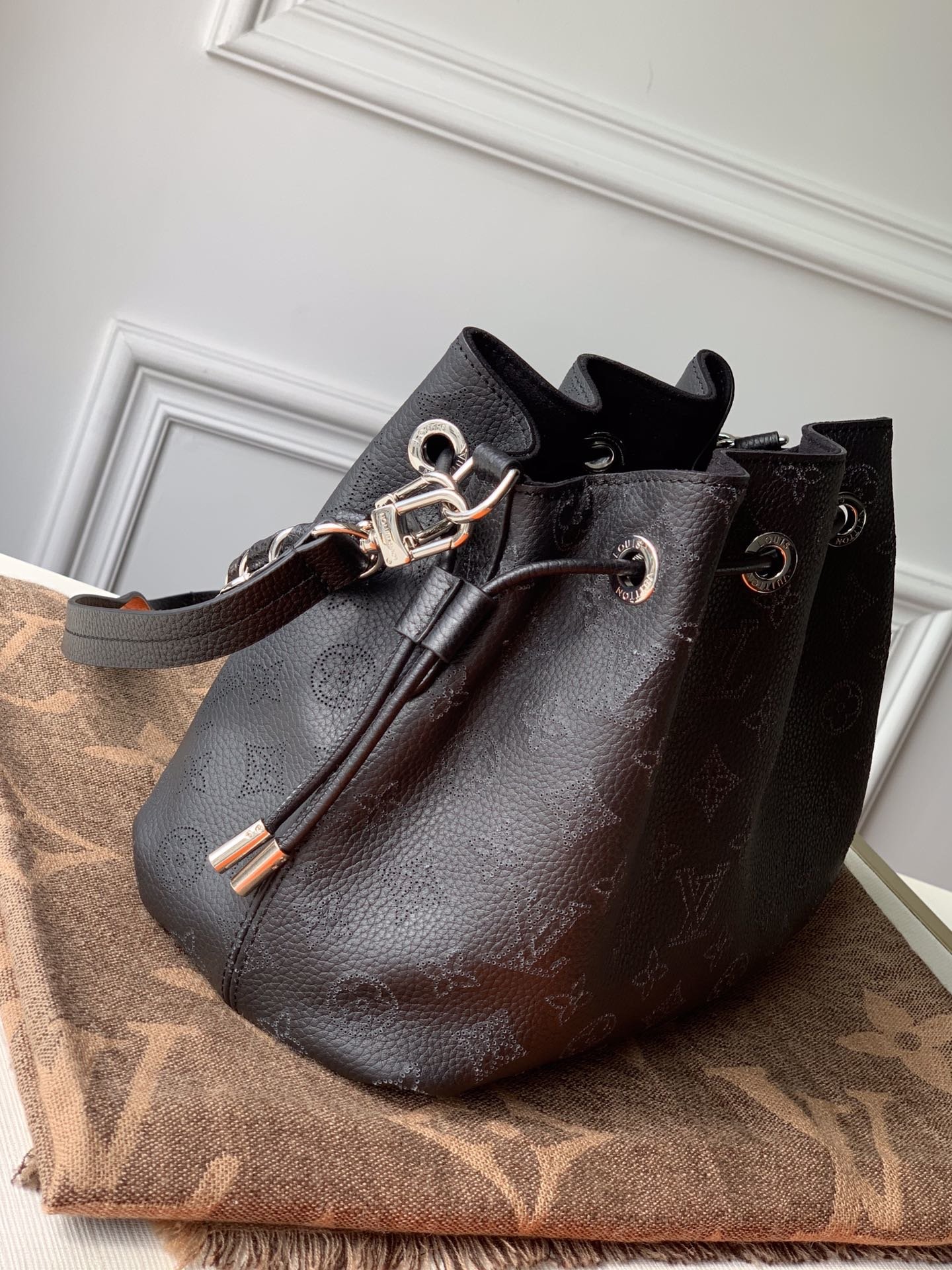 l0*is V*t0n muria tote bag-25*25*20cm