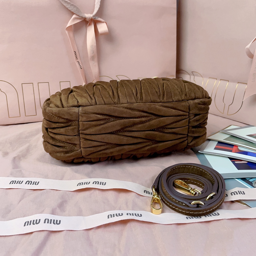 M1um1u wander hobo bag-23x13x7cm