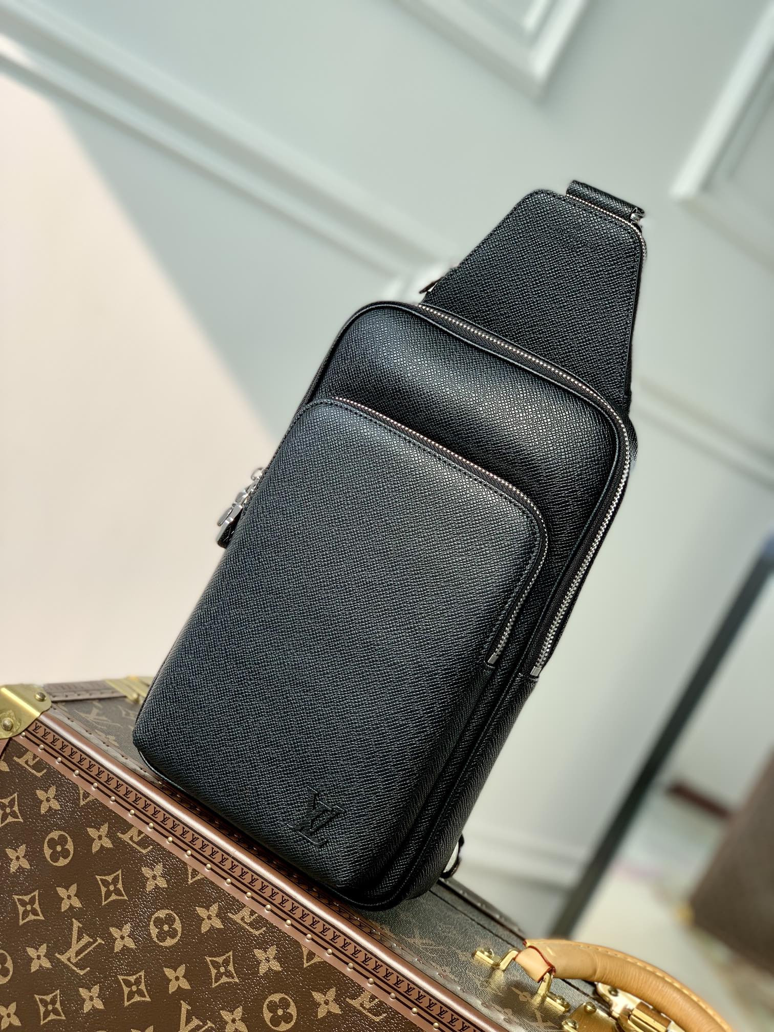 l0*is V*t0n damier graphite avenue bag-20 *31 x*10cm