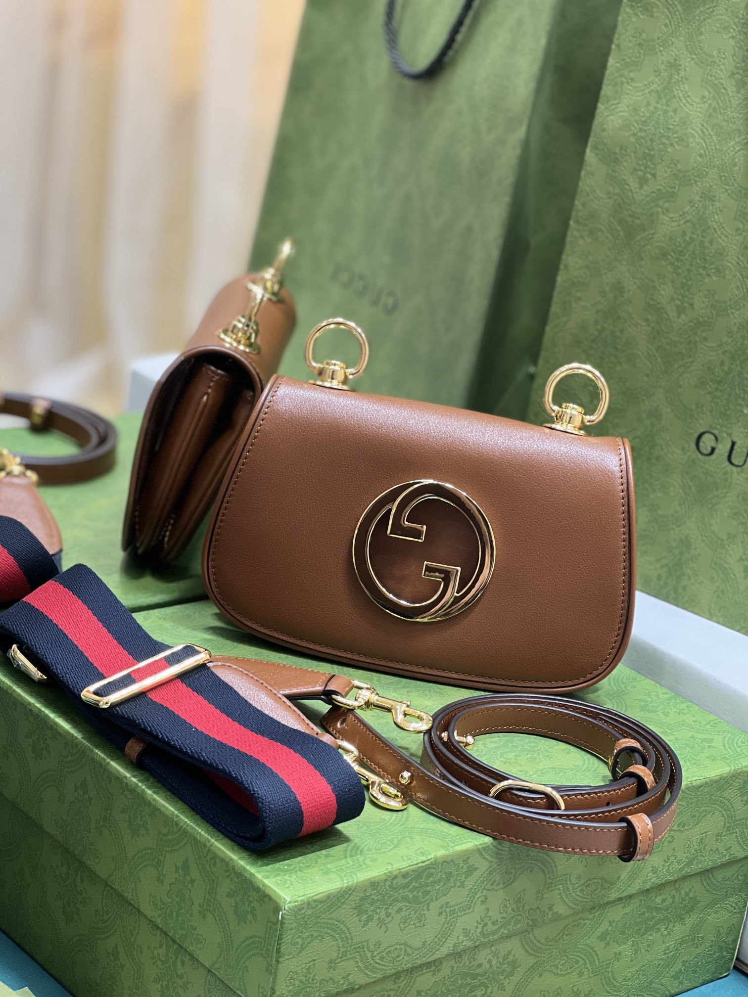 G*u*i blondie shoulder bag-22*13*5.5cm