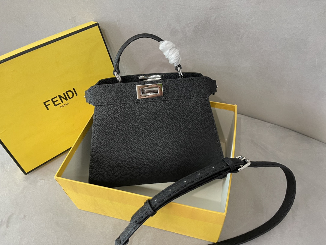 F**di iconic peekaboo-27x21x9.5cm