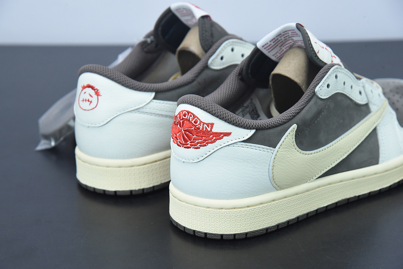 TRAVIS SCOTT X AIR JORDAN 1 LOW OG “REVERSE MOCHA” DM7866-162