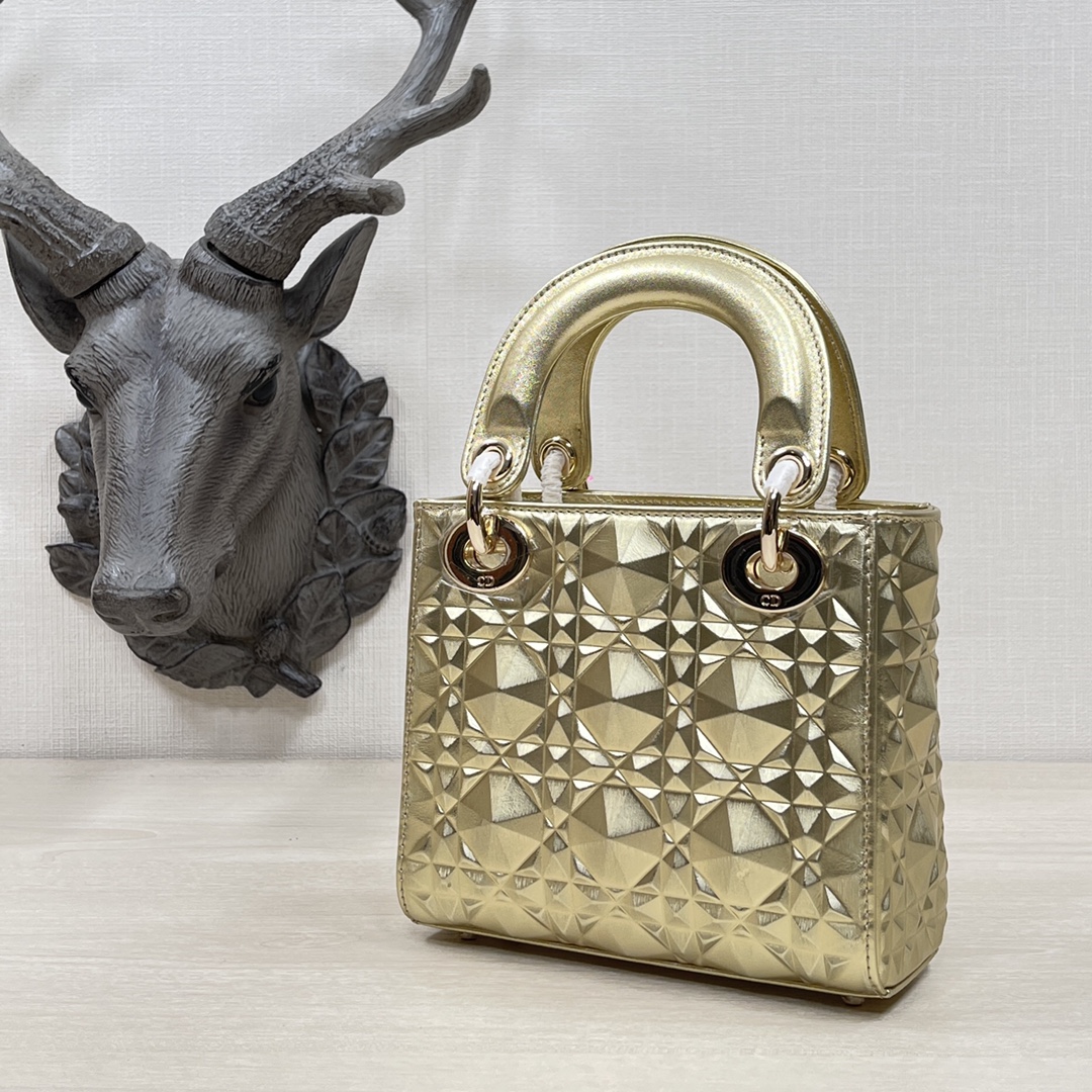 lady D*or-17*15*8cm