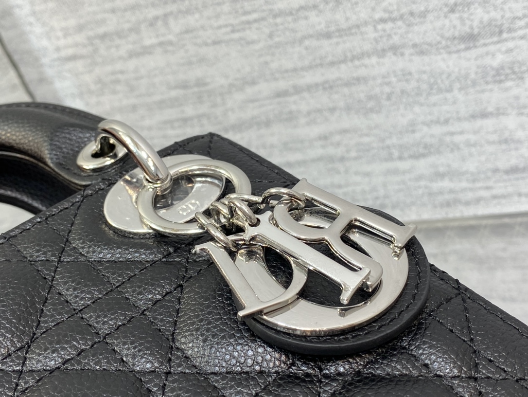 lady D*or mini-17*15*8cm