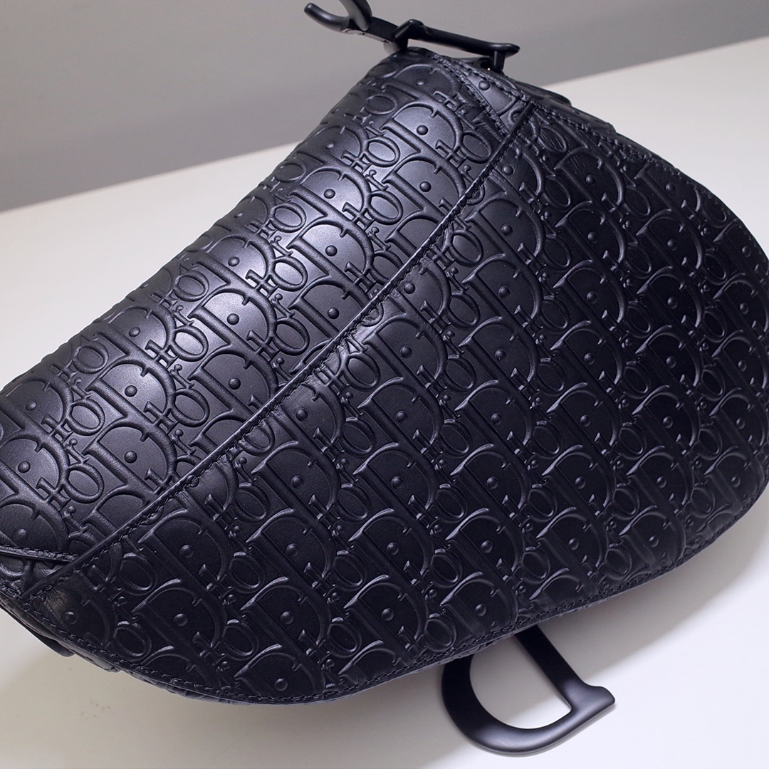 D*or oblique bag-25.5*20*6.5cm