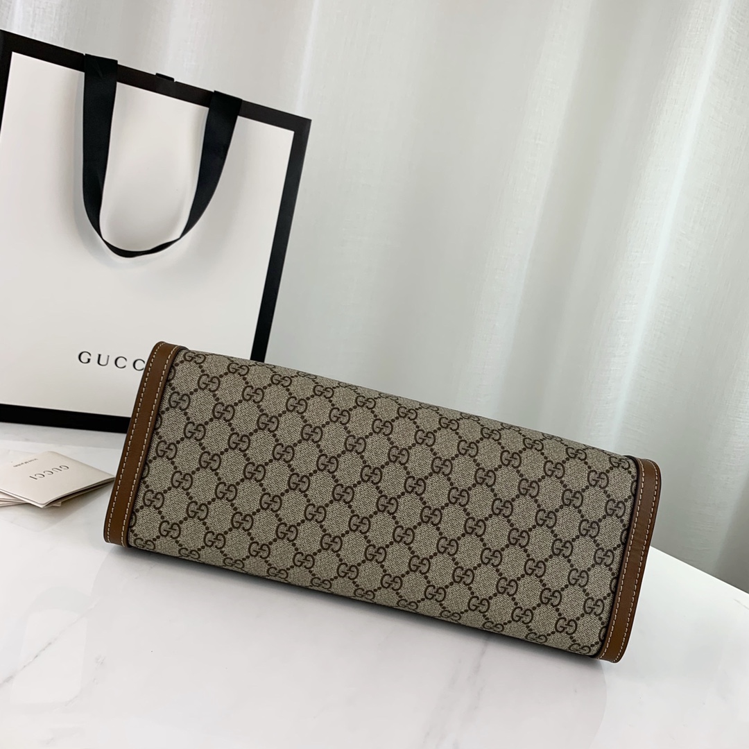 G*u*i padlock bag-35x23x14cm