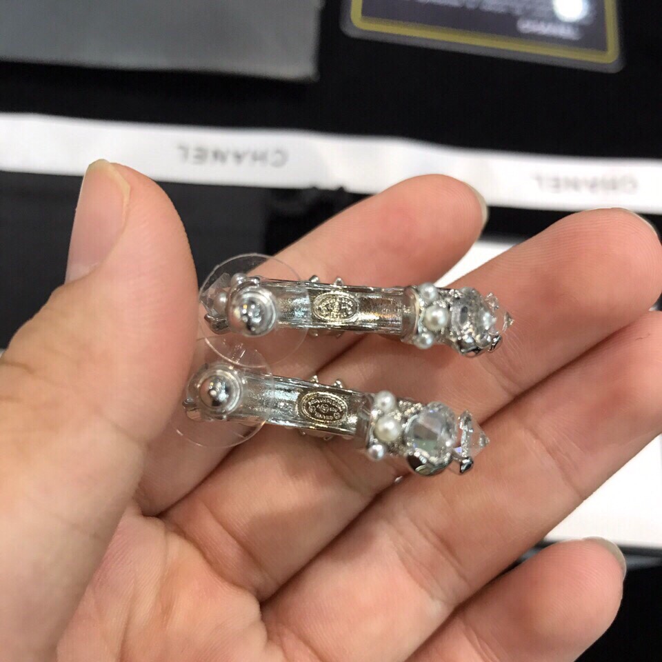 Ch@nel Earring