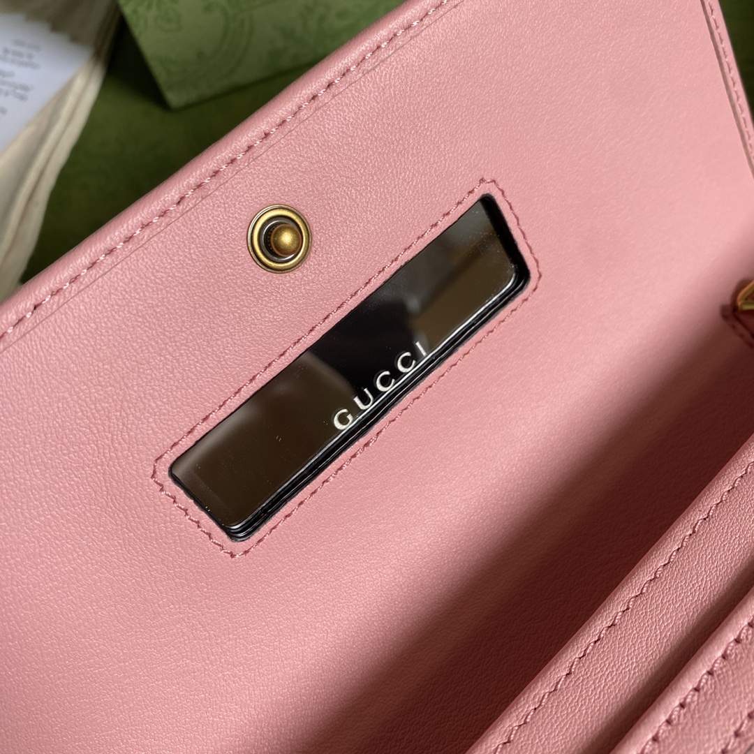 G*u*i chain bag-19*10*3.5cm