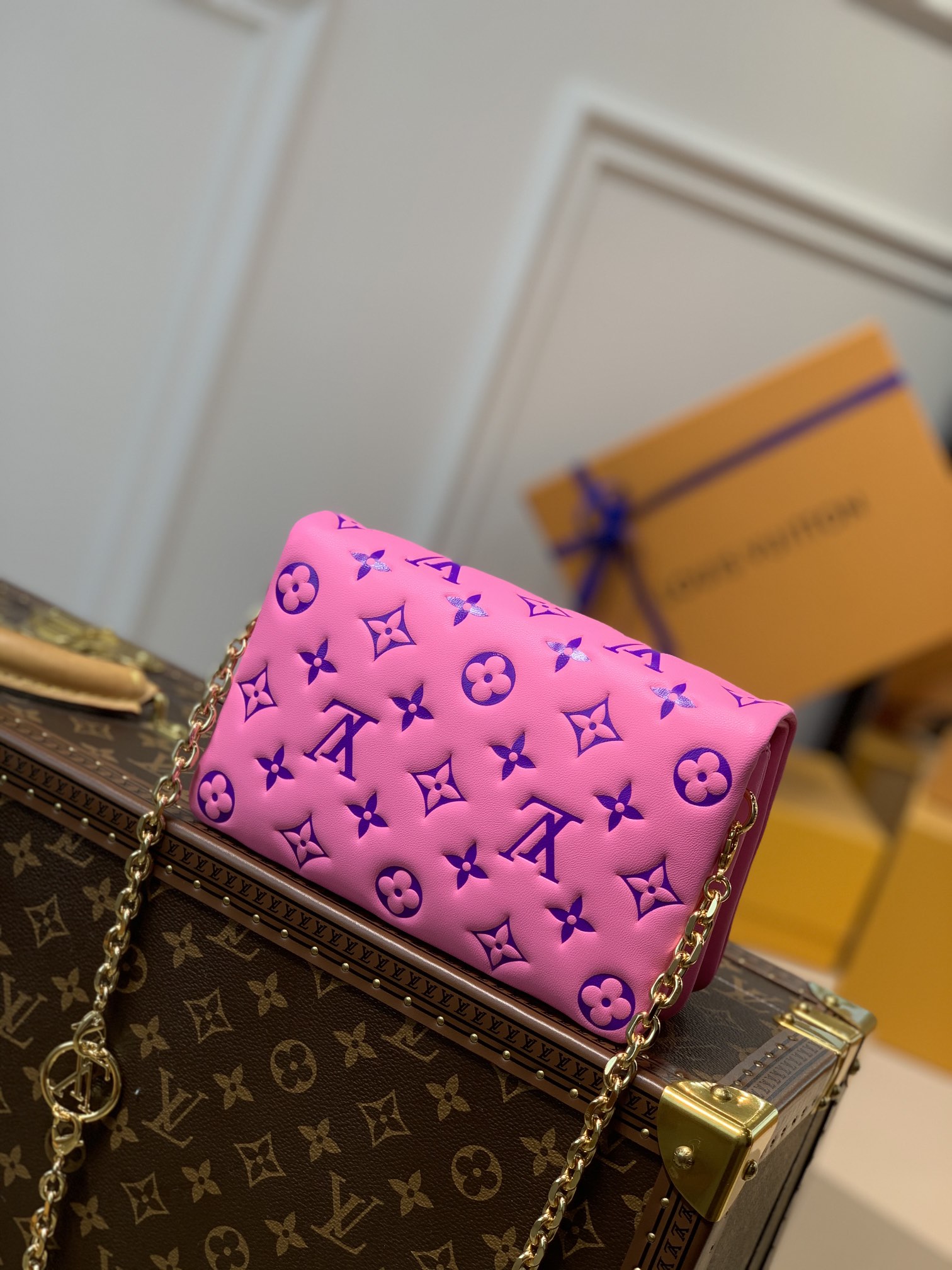 l0*is V*t0n pochette coussin chain bag-20*14*8cm