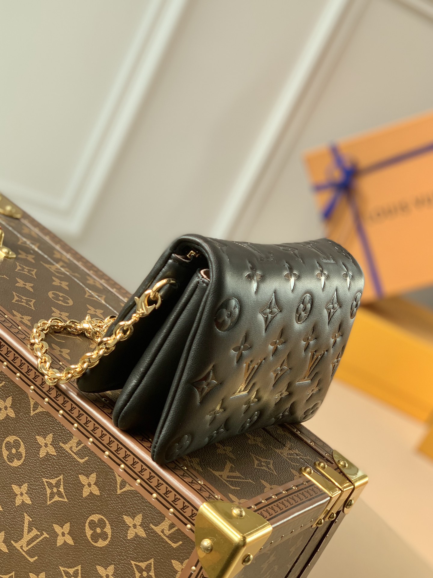 l0*is V*t0n pochette coussin chain bag-20*14*8cm