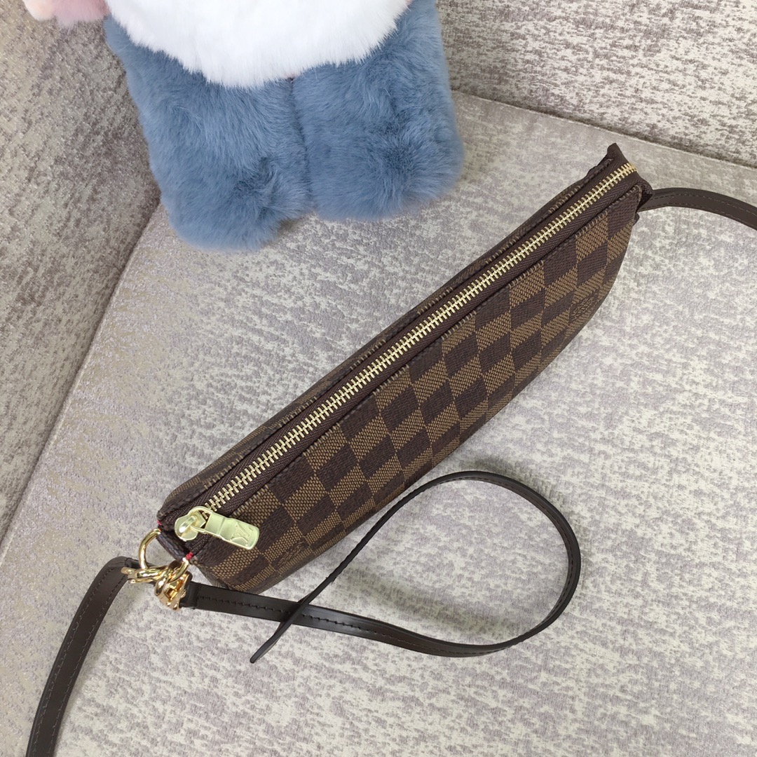 l0*is V*t0n pochette accessoires-24x14x4cm