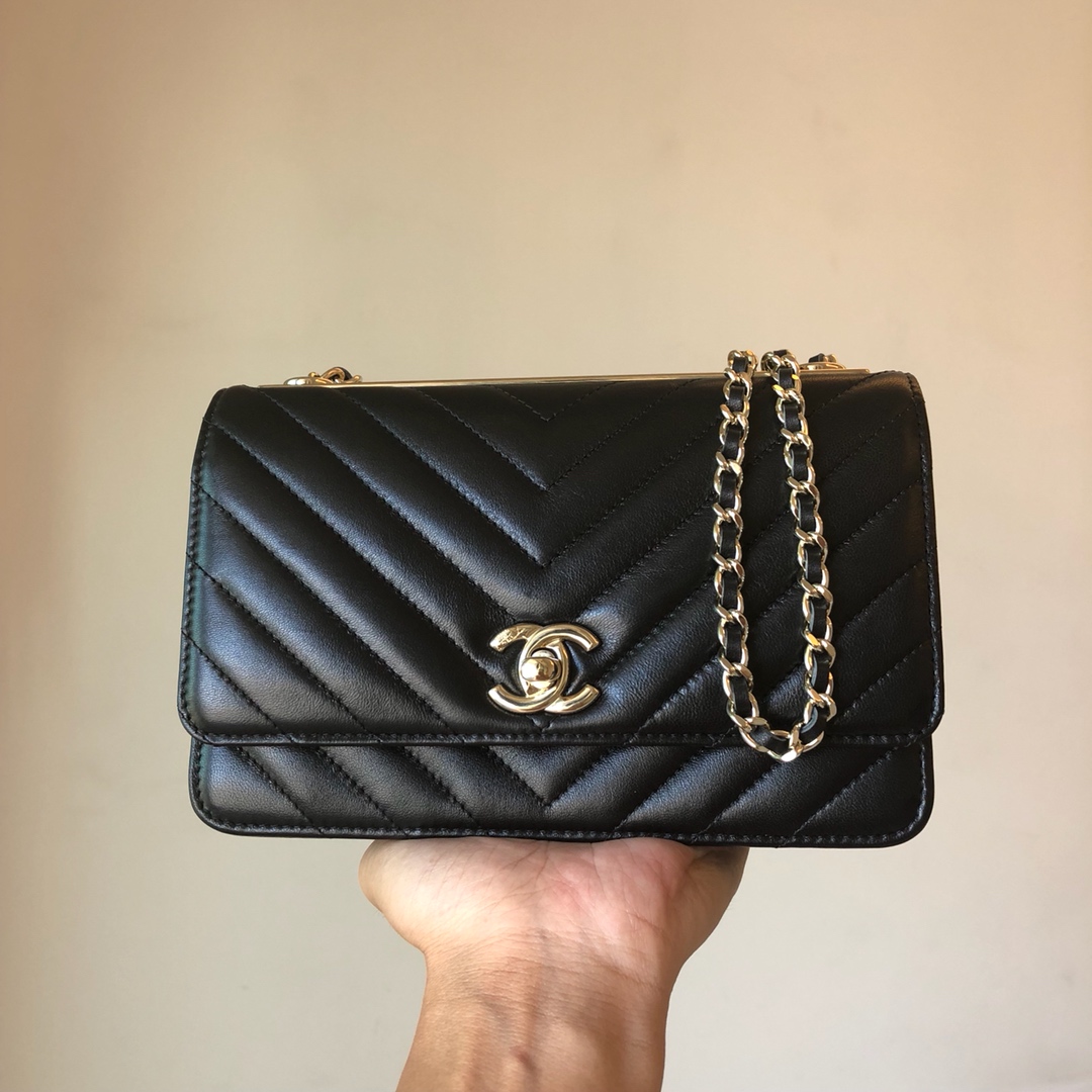 Ch@nel Trendy Woc-19.5CM