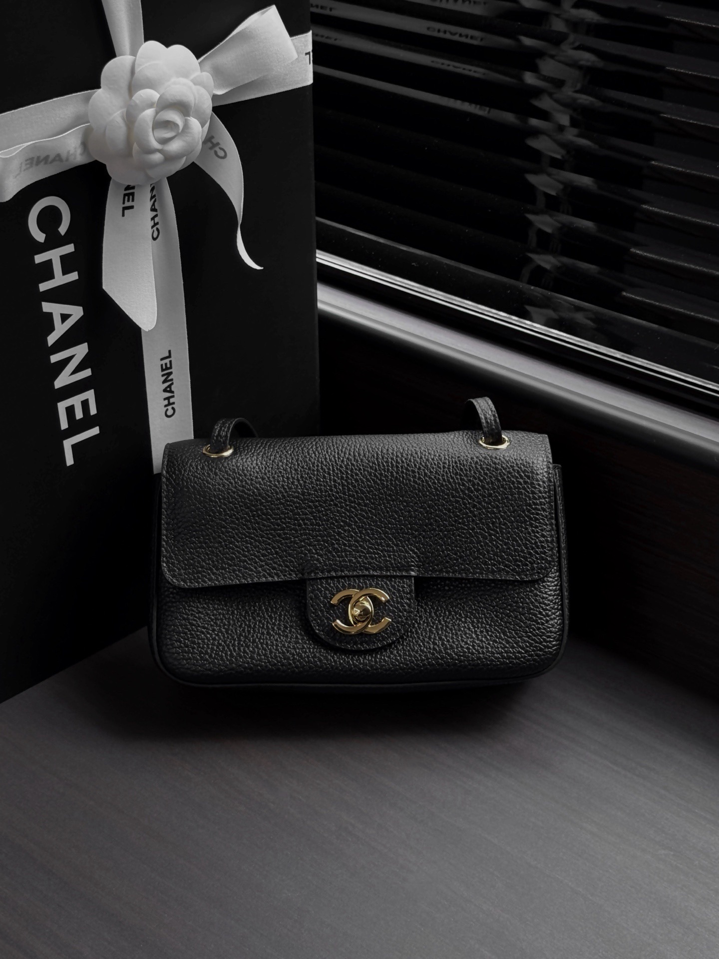 Ch@nel Mini Flap Bag, Grained Calfskin-13*20*6CM