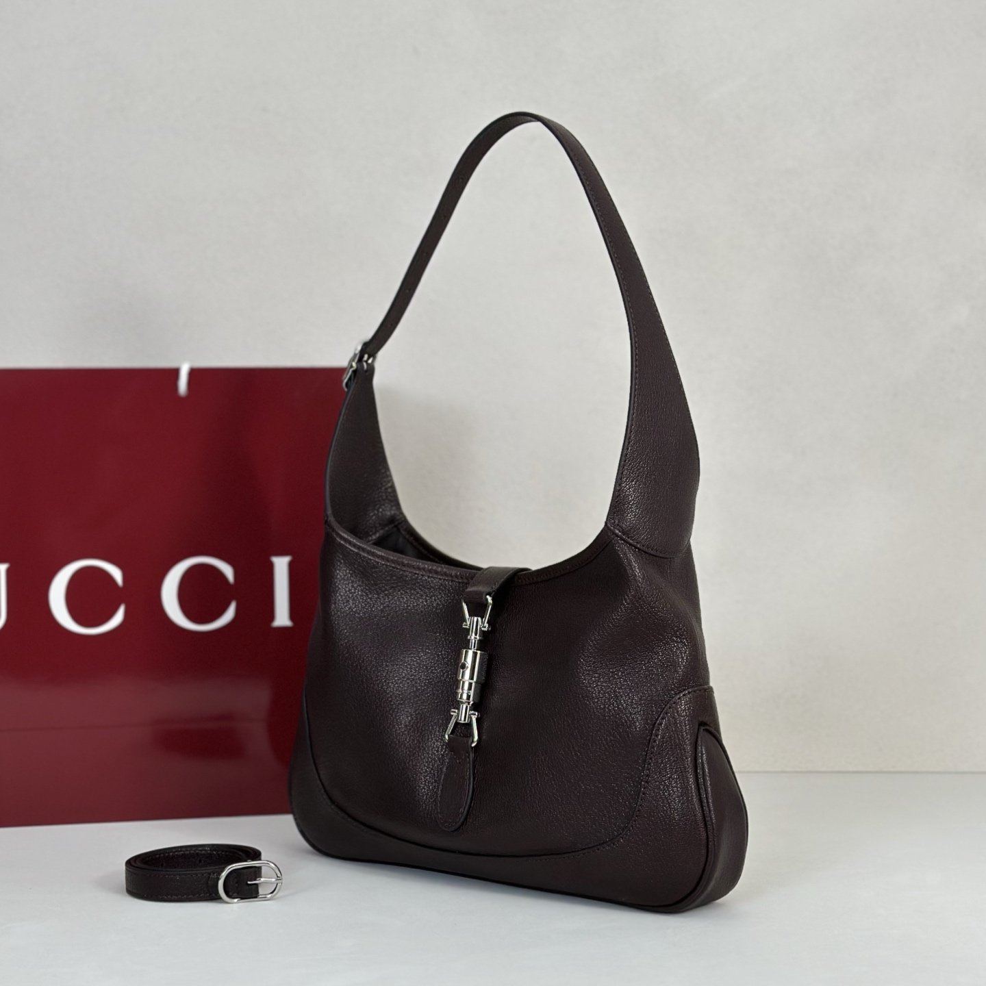 Gvc*1 Jackie Shoulder Bag In Brown Leather-31.5*21*5CM