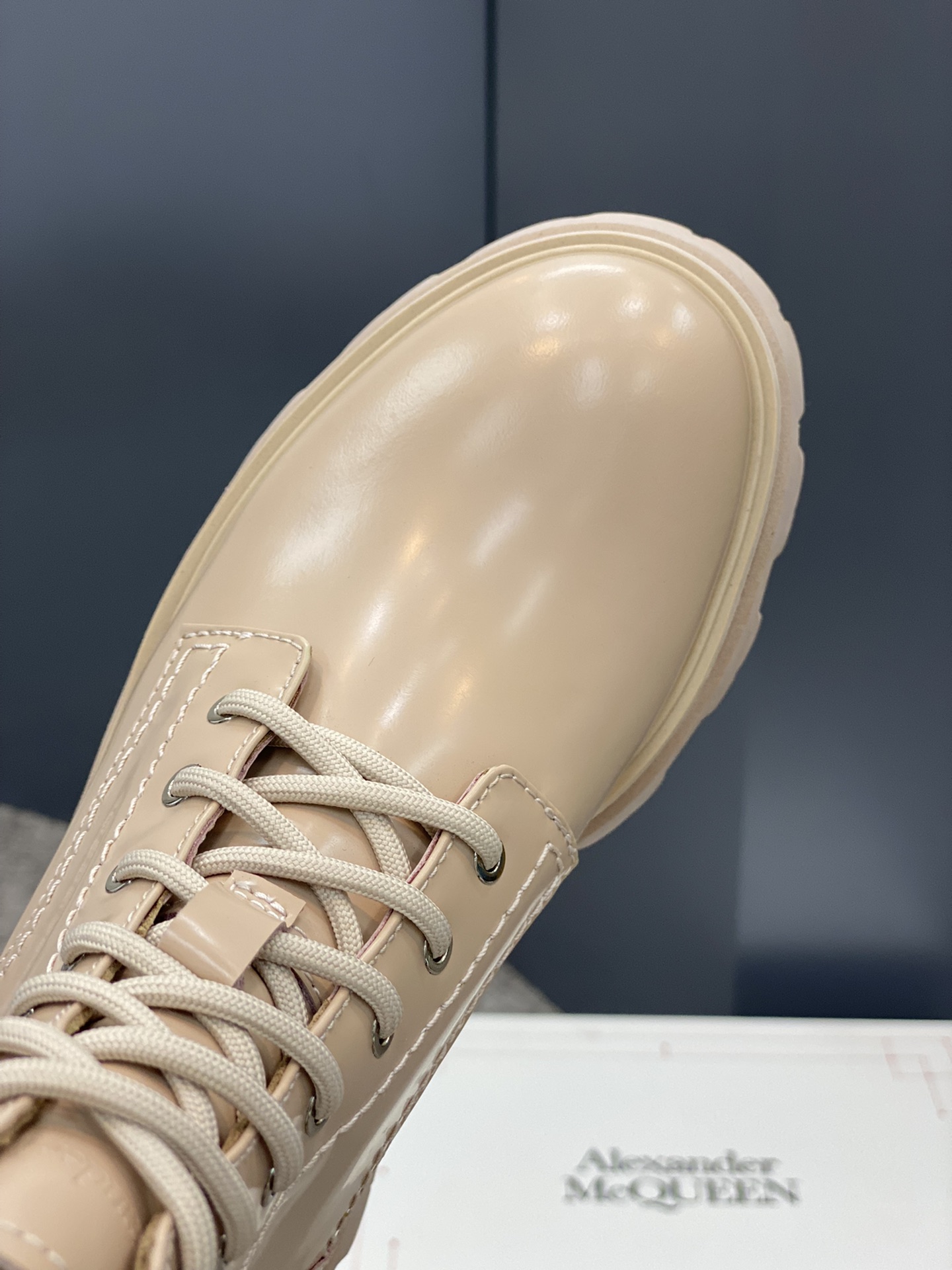 A1exa*der m*q*en boots