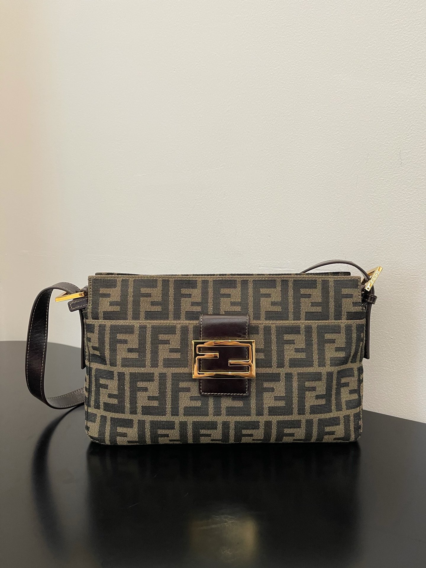 F**di vintage handbags-30*18*12cm