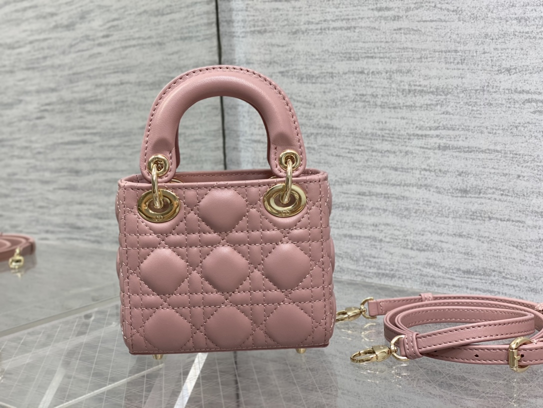 lady D*or micro-12*10*5cm
