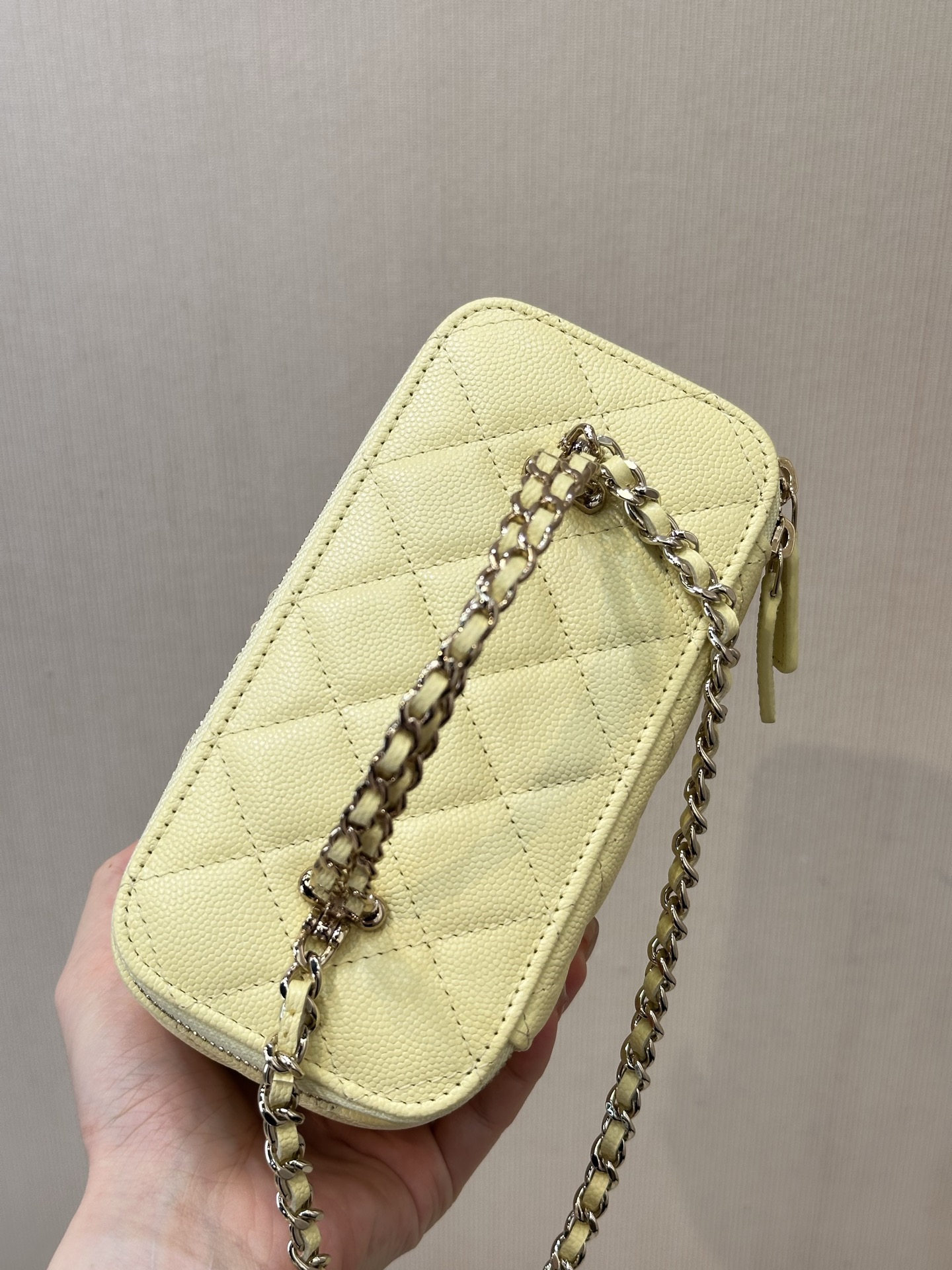 Ch@nel Vanity With Chain-16×10×8CM