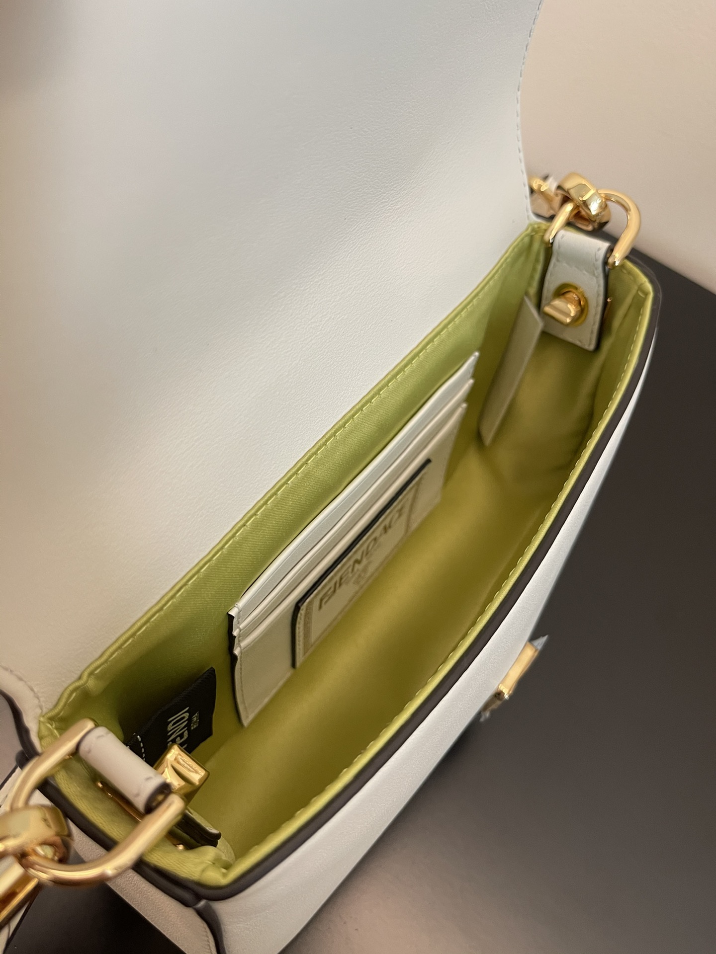 F**di small baguette bag-20x15x9cm