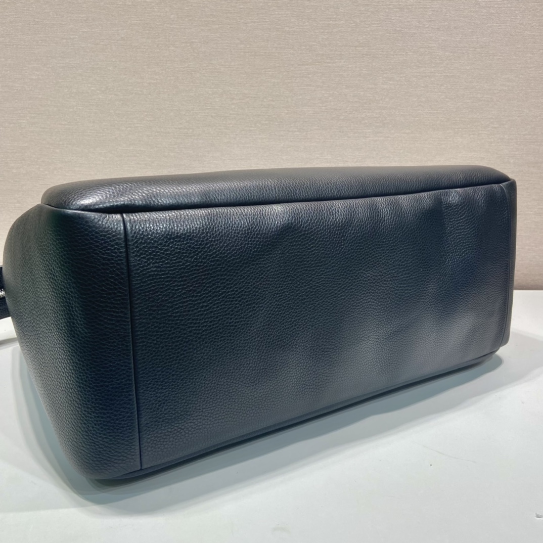 Pra*a 2vc035 travel bag-50*33*19cm