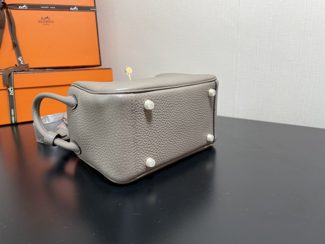 H**mes lindy 19-togo leather-19cm
