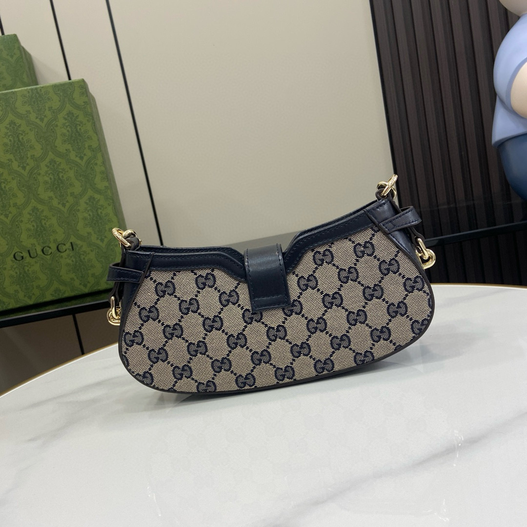 G*u*i moon side bag-12*24*5cm