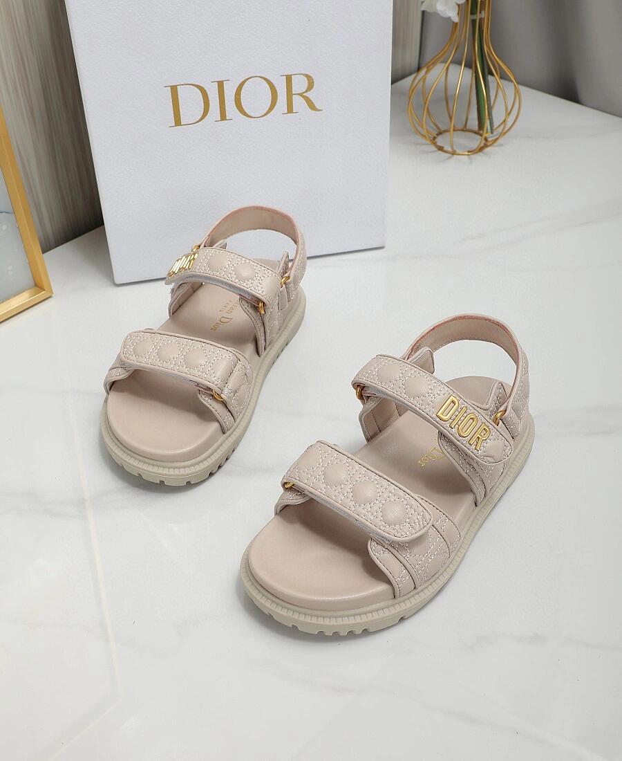 D*or sandals