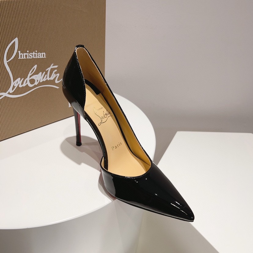 Chr1st1an louboutin heels