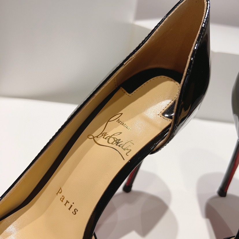 Chr1st1an louboutin heels