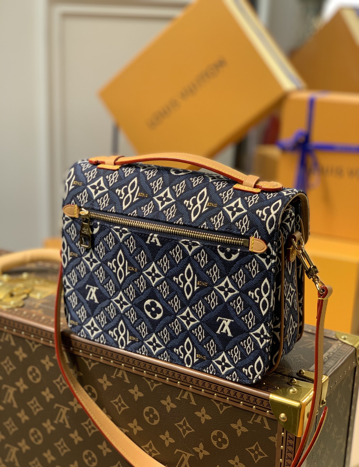 l0*is V*t0n since 1854 pochette metis handbags-25*19*7cm