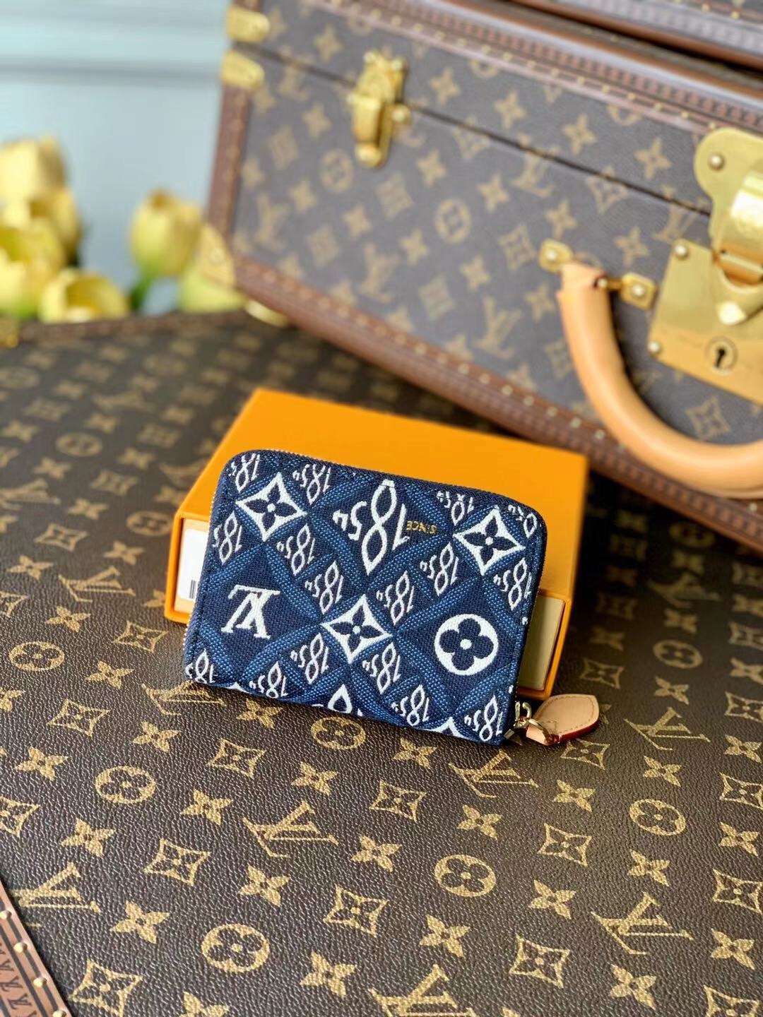 l0*is V*t0n since 1854 zippy wallet-11*8.5*12cm