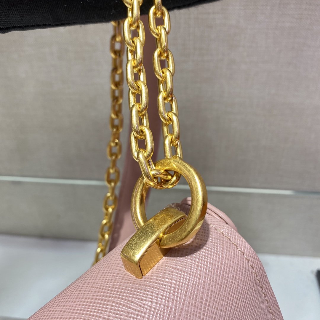 Pra*a saffiano chain bag1bd275-22*14*7cm