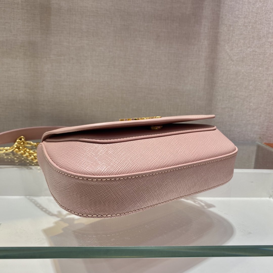 Pra*a saffiano chain bag1bd275-22*14*7cm