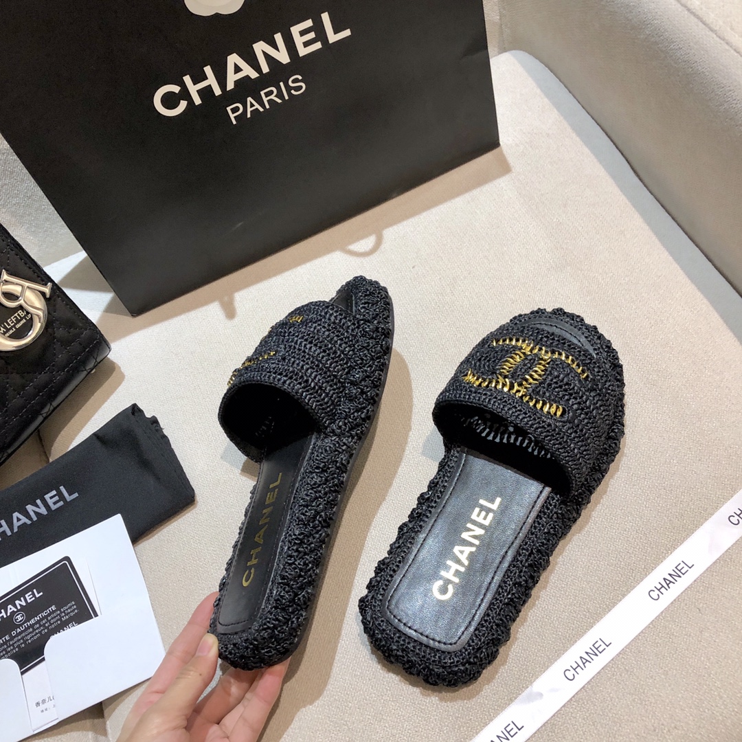 Ch@nel Slides
