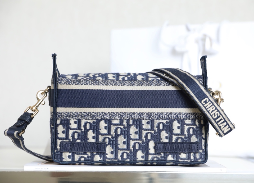 D*or camp bag-23×15×8cm