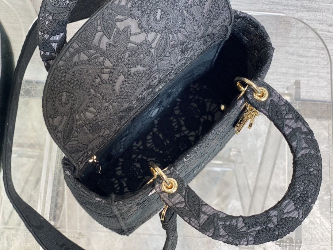 lady D*or handle bag-24cm