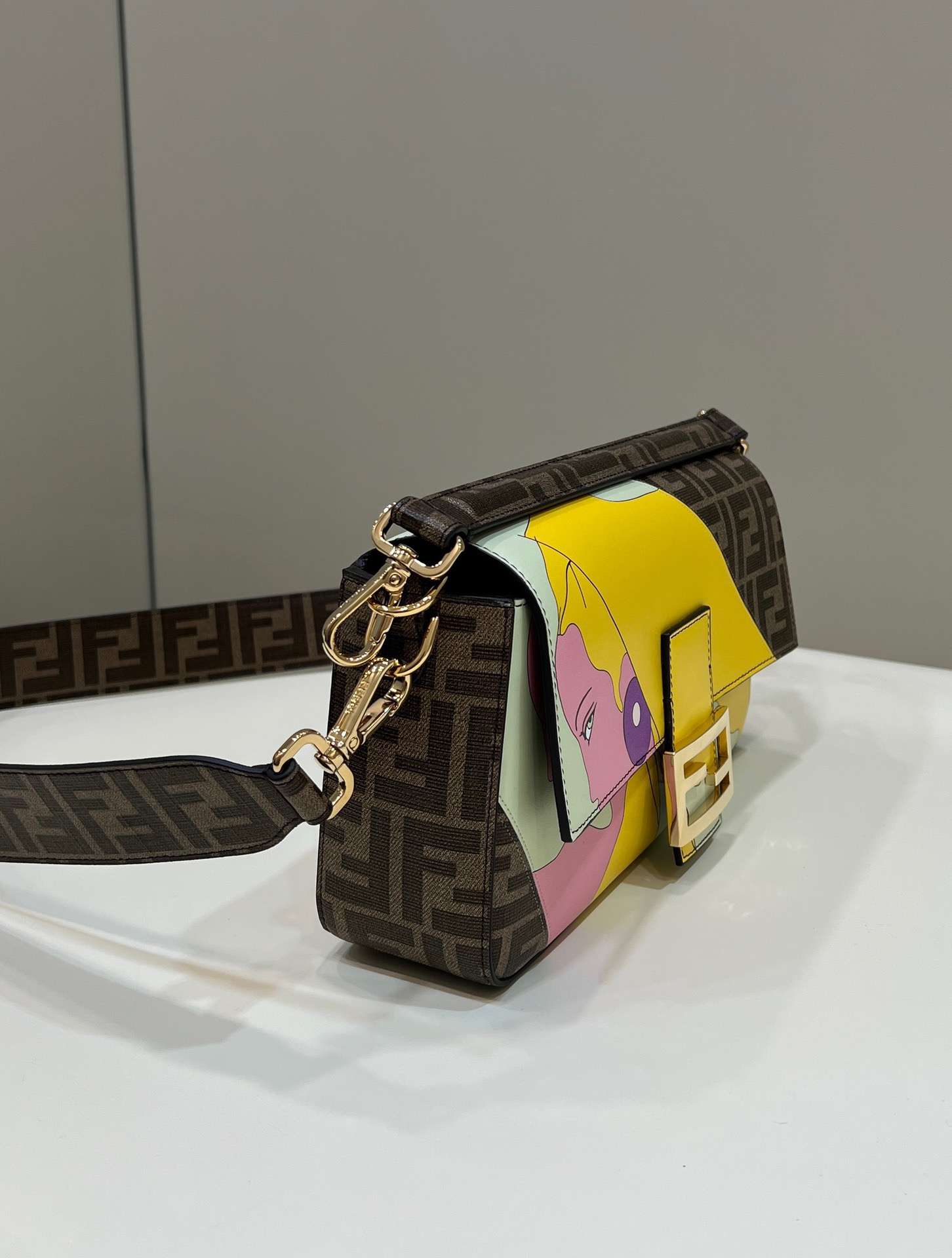 F**di baguette bag-28*6*13.5cm