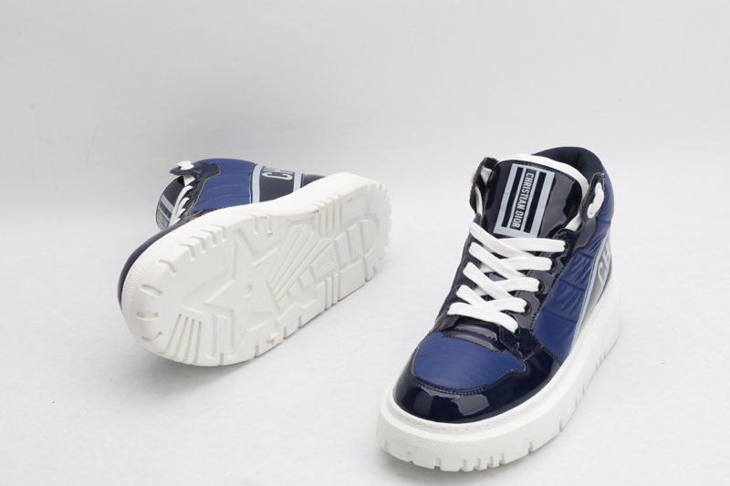 D*or high-top sneakers