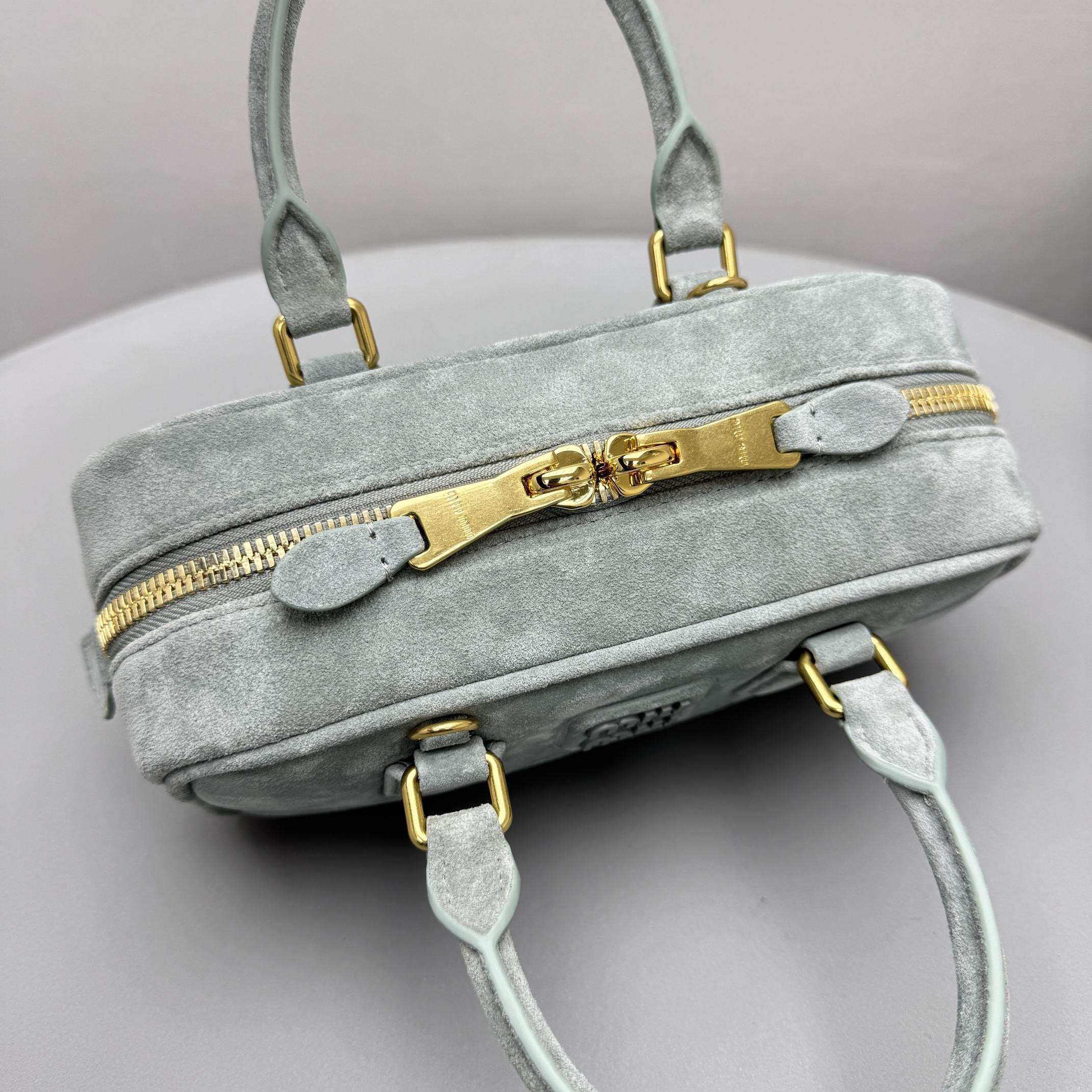 M1um1u Top Handbags-22X10.5X7.5CM